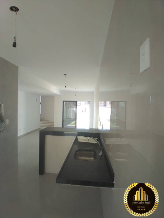 Imagem Casa com 3 Quartos à Venda, 160 m² em Mangabeira - Eusébio