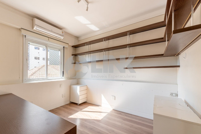 Imagem Apartamento com 2 Quartos à Venda, 67 m² em Moinhos De Vento - Porto Alegre