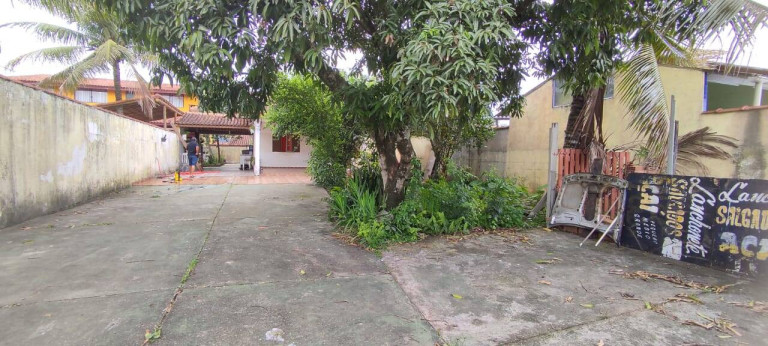 Imagem Casa com 3 Quartos à Venda, 400 m² em Jardim Ribamar - Peruíbe Imagem Casa com 3 Quartos à Venda, 400 m² em Jardim Ribamar - Peruíbe