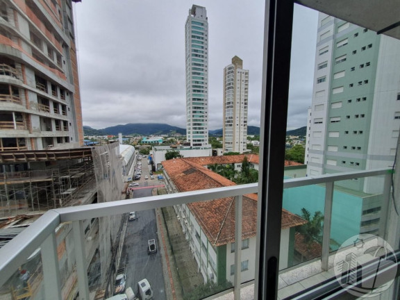 Apartamento com 3 Quartos à Venda, 110 m² em Centro - Balneário Camboriú
