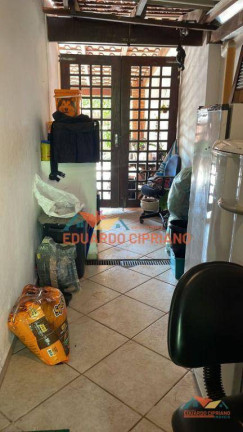 Imagem Casa com 3 Quartos à Venda, 160 m² em Jardim Capricórnio - Caraguatatuba