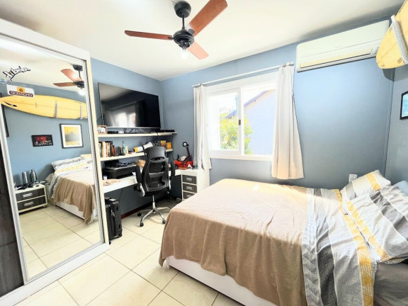 Imagem Casa com 4 Quartos à Venda, 132 m² em Ipanema - Porto Alegre Imagem Casa com 4 Quartos à Venda, 132 m² em Ipanema - Porto Alegre