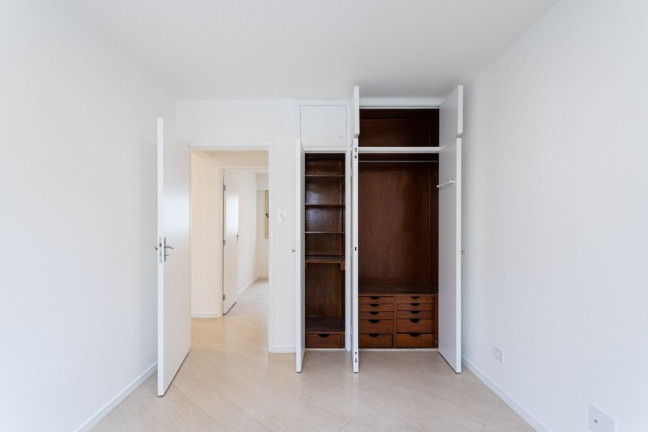 Imagem Apartamento com 3 Quartos à Venda, 95 m² em Itaim Bibi - São Paulo Imagem Apartamento com 3 Quartos à Venda, 95 m² em Itaim Bibi - São Paulo