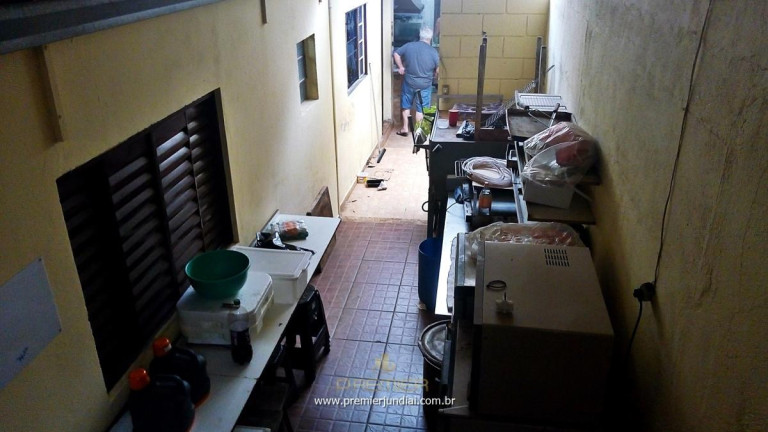 Imagem Casa com 4 Quartos à Venda, 227 m² em Centro - Jundiaí Imagem Casa com 4 Quartos à Venda, 227 m² em Centro - Jundiaí