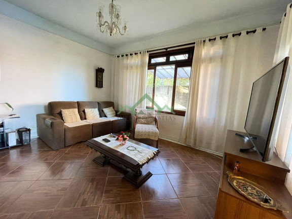 Imagem Casa com 4 Quartos à Venda, 300 m² em Costeira - Balneário Barra Do Sul Imagem Casa com 4 Quartos à Venda, 300 m² em Costeira - Balneário Barra Do Sul