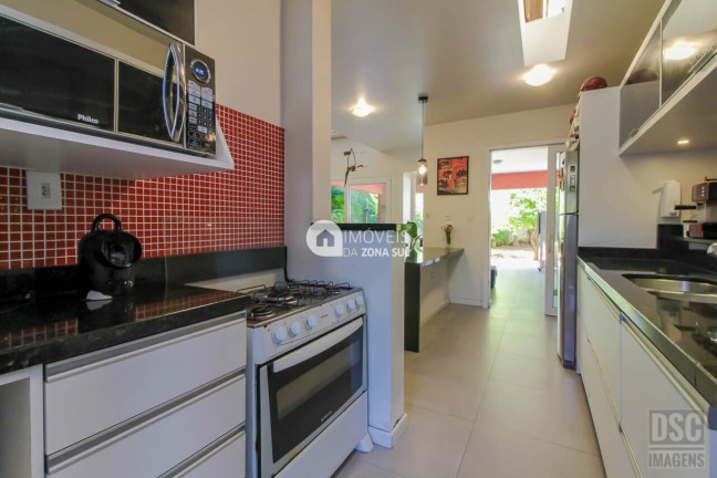 Imagem Casa com 2 Quartos à Venda, 166 m² Imagem Casa com 2 Quartos à Venda, 166 m²