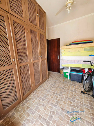 Imagem Casa com 6 Quartos à Venda, 300 m² em Jd Suarão - Itanhaém Imagem Casa com 6 Quartos à Venda, 300 m² em Jd Suarão - Itanhaém
