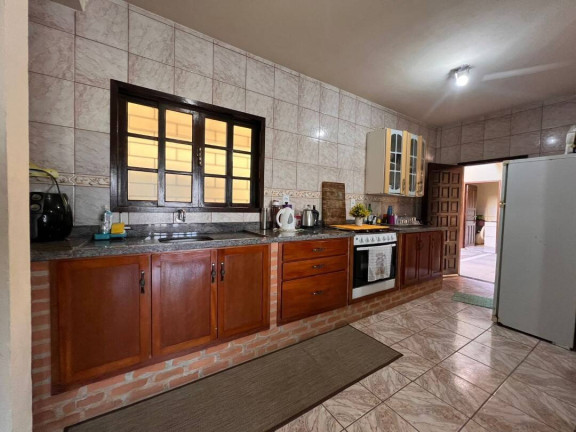 Imagem Casa com 4 Quartos à Venda, 200 m² em Salinas - Balneário Barra Do Sul Imagem Casa com 4 Quartos à Venda, 200 m² em Salinas - Balneário Barra Do Sul