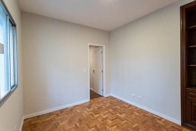 Imagem Apartamento com 3 Quartos à Venda, 195 m² em Jardim Paulistano - São Paulo