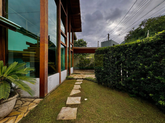 Imagem Sobrado com 3 Quartos à Venda, 202 m² em Jardim Terralão - Caraguatatuba Imagem Sobrado com 3 Quartos à Venda, 202 m² em Jardim Terralão - Caraguatatuba
