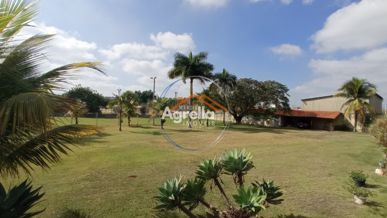 Imagem Imóvel com 3 Quartos à Venda, 1.044 m² em Jardim Flamboyant - Mogi Mirim Imagem Imóvel com 3 Quartos à Venda, 1.044 m² em Jardim Flamboyant - Mogi Mirim