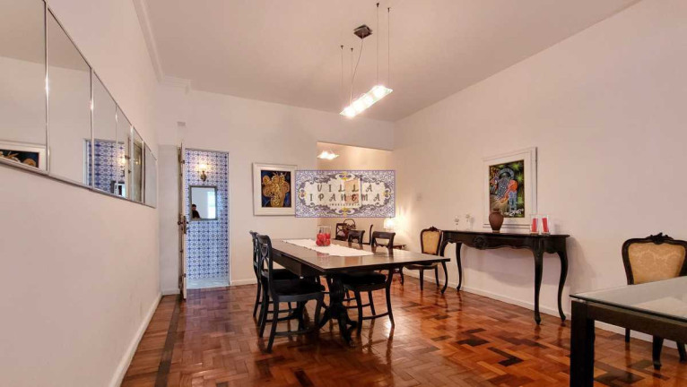 Imagem Apartamento com 3 Quartos à Venda, 200 m² em Copacabana - Rio De Janeiro Imagem Apartamento com 3 Quartos à Venda, 200 m² em Copacabana - Rio De Janeiro