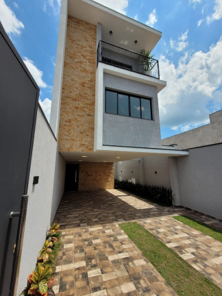 Imagem Sobrado com 3 Quartos à Venda, 200 m² em Villas Do Jaguari - Santana De Parnaíba Imagem Sobrado com 3 Quartos à Venda, 200 m² em Villas Do Jaguari - Santana De Parnaíba