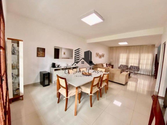 Imagem Casa com 5 Quartos à Venda, 291 m² em Ouro Preto - Belo Horizonte Imagem Casa com 5 Quartos à Venda, 291 m² em Ouro Preto - Belo Horizonte