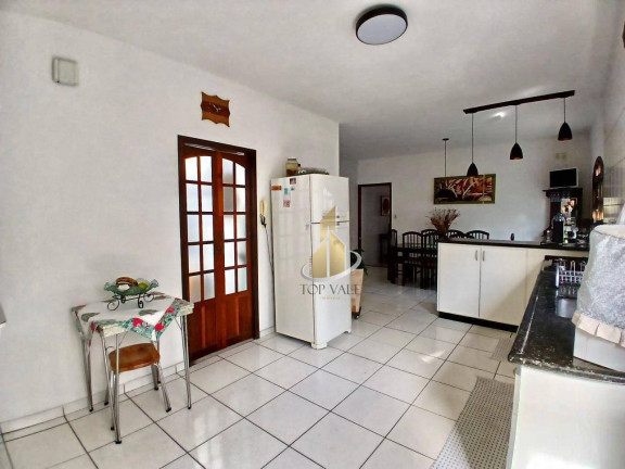 Imagem Casa com 3 Quartos à Venda, 216 m² em Vila Pantaleão - Caçapava Imagem Casa com 3 Quartos à Venda, 216 m² em Vila Pantaleão - Caçapava