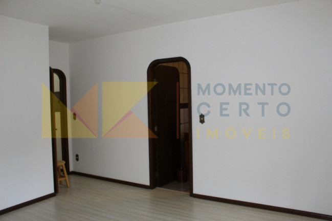 Imagem Casa com 5 Quartos à Venda, 350 m² em água Verde - Blumenau
