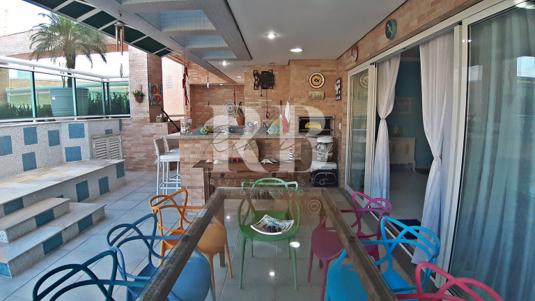Imagem Imóvel com 4 Quartos à Venda, 261 m² em Riviera - Bertioga Imagem Imóvel com 4 Quartos à Venda, 261 m² em Riviera - Bertioga