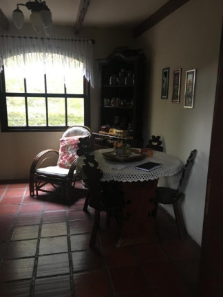 Imagem Casa com 5 Quartos à Venda, 653 m² em Várzea - Teresópolis Imagem Casa com 5 Quartos à Venda, 653 m² em Várzea - Teresópolis