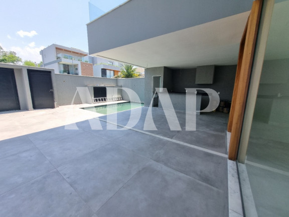 Imagem Casa com 4 Quartos à Venda, 400 m² em Recreio Dos Bandeirantes - Rio De Janeiro
