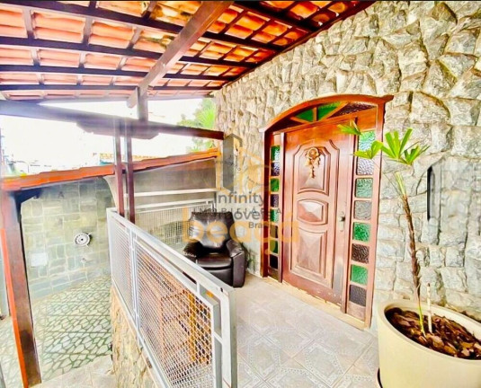 Imagem Casa com 3 Quartos à Venda, 290 m² em Santa Terezinha - Belo Horizonte