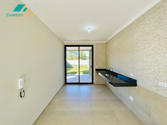 Imagem Casa com 4 Quartos à Venda, 136 m² em Jardim Do Lago - Atibaia Imagem Casa com 4 Quartos à Venda, 136 m² em Jardim Do Lago - Atibaia