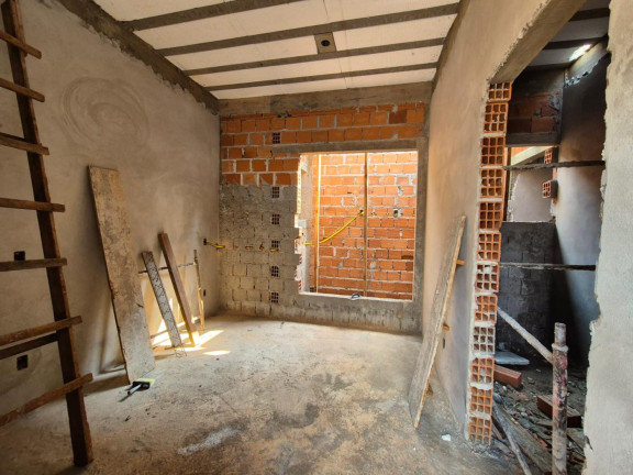 Imagem Casa com 3 Quartos à Venda, 230 m² em Vila Shalon - Foz Do Iguaçu