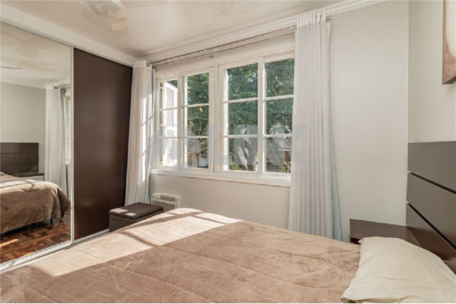 Imagem Apartamento com 1 Quarto à Venda, 37 m² em Petrópolis - Porto Alegre