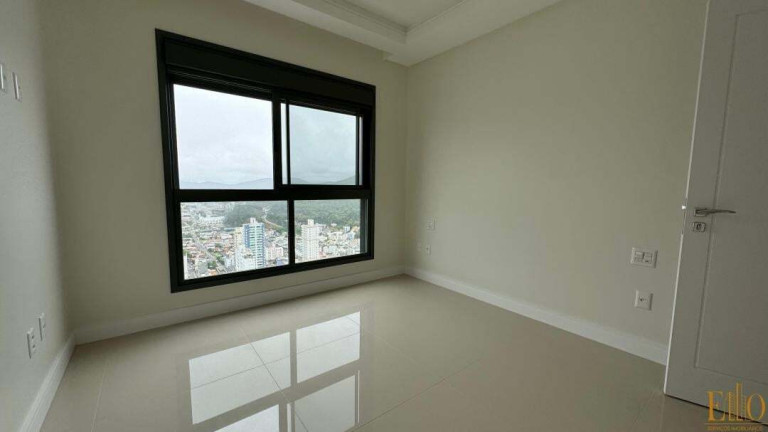 Imagem Apartamento com 4 Quartos à Venda, 182 m² em Centro - Balneário Camboriú