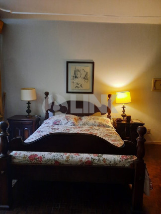 Imagem Apartamento com 3 Quartos à Venda, 220 m² em Moinhos De Vento - Porto Alegre