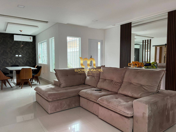 Imagem Casa com 3 Quartos à Venda, 180 m² em Maracanã - Praia Grande