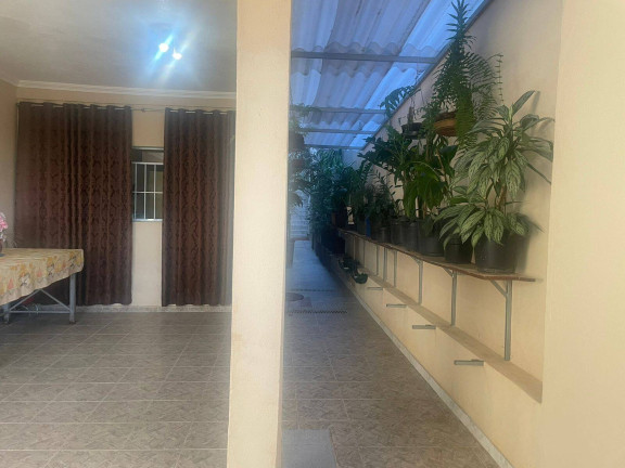 Imagem Casa com 6 Quartos à Venda, 150 m² em Taboão - Diadema