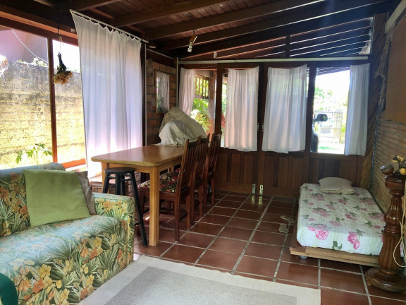 Imagem Casa com 3 Quartos à Venda, 157 m² em Centro - Garopaba
