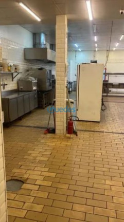 Sala Comercial à Venda, 300 m² em Vila Nova Conceição - São Paulo