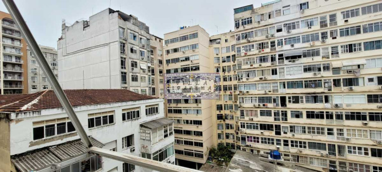 Imagem Apartamento com 2 Quartos à Venda, 70 m² em Copacabana - Rio De Janeiro Imagem Apartamento com 2 Quartos à Venda, 70 m² em Copacabana - Rio De Janeiro