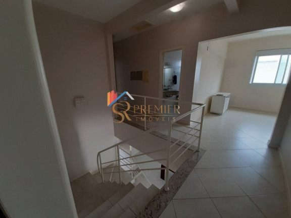 Imagem Casa com 4 Quartos à Venda, 651 m² em Córrego Grande - Florianópolis Imagem Casa com 4 Quartos à Venda, 651 m² em Córrego Grande - Florianópolis