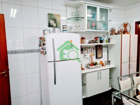 Imagem Casa de Condomínio com 4 Quartos à Venda, 200 m² em Jardim Campo Grande - São Paulo