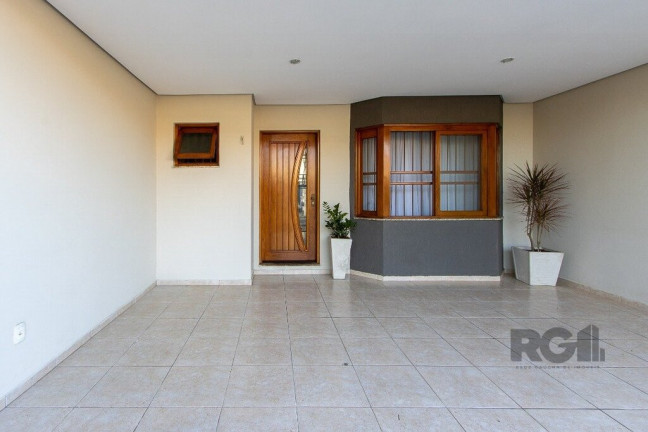 Imagem Casa com 5 Quartos à Venda, em Espírito Santo - Porto Alegre Imagem Casa com 5 Quartos à Venda, em Espírito Santo - Porto Alegre
