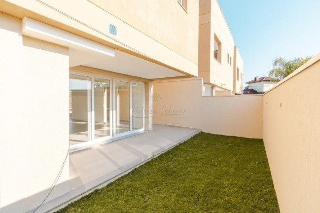 Imagem Casa com 3 Quartos à Venda, 288 m² em Vila Assunção - Porto Alegre Imagem Casa com 3 Quartos à Venda, 288 m² em Vila Assunção - Porto Alegre