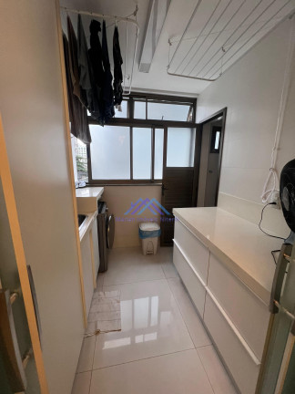 Imagem Imóvel com 3 Quartos à Venda, 140 m² em Icaraí - Niterói Imagem Imóvel com 3 Quartos à Venda, 140 m² em Icaraí - Niterói