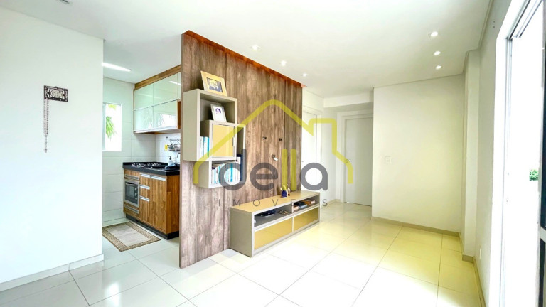 Imagem Imóvel com 2 Quartos à Venda, 49 m² em Anita Garibaldi - Joinville Imagem Imóvel com 2 Quartos à Venda, 49 m² em Anita Garibaldi - Joinville