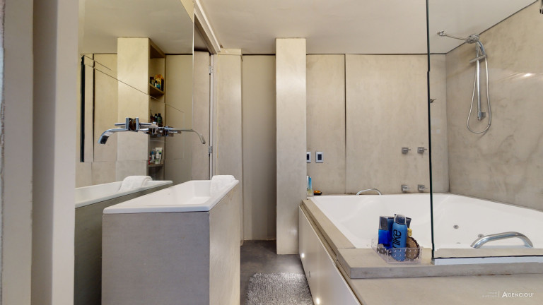 Imagem Apartamento com 1 Quarto à Venda, 46 m² em Centro Histórico - Porto Alegre Imagem Apartamento com 1 Quarto à Venda, 46 m² em Centro Histórico - Porto Alegre