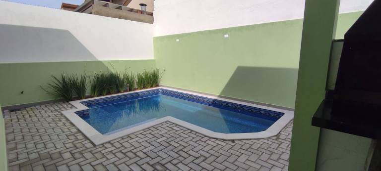 Imagem Casa com 3 Quartos à Venda, 250 m² em São José - Peruíbe Imagem Casa com 3 Quartos à Venda, 250 m² em São José - Peruíbe