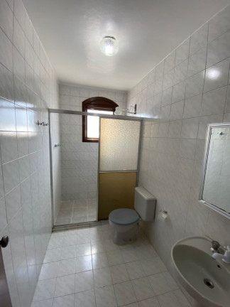 Imagem Casa com 5 Quartos à Venda, 300 m² em Sarandi - Porto Alegre Imagem Casa com 5 Quartos à Venda, 300 m² em Sarandi - Porto Alegre