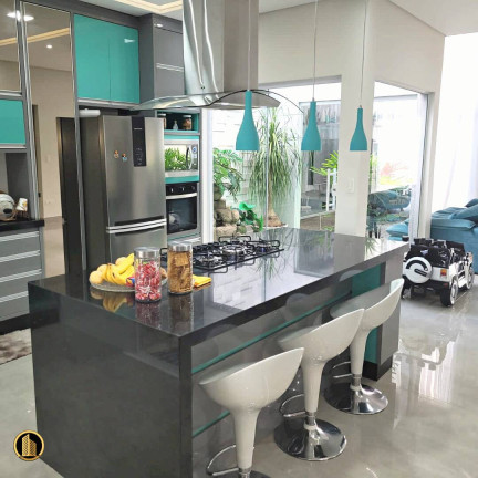 Imagem Casa com 3 Quartos à Venda, 220 m² em Taubaté Imagem Casa com 3 Quartos à Venda, 220 m² em Taubaté
