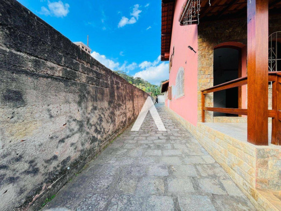 Imagem Casa com 4 Quartos à Venda, 398 m² em Vale Do Paraíso - Teresópolis Imagem Casa com 4 Quartos à Venda, 398 m² em Vale Do Paraíso - Teresópolis