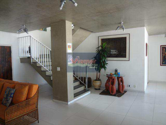Imagem Casa com 5 Quartos à Venda, 450 m² em Enseada - Guarujá Imagem Casa com 5 Quartos à Venda, 450 m² em Enseada - Guarujá