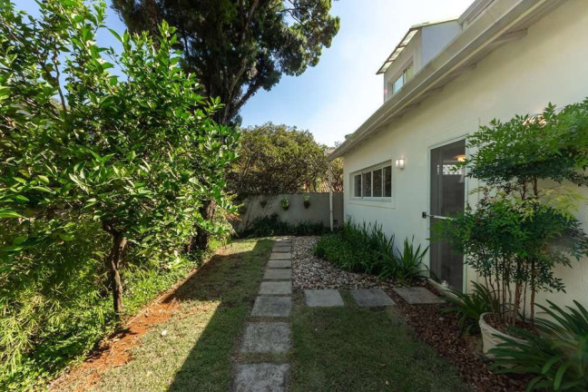 Imagem Casa com 5 Quartos à Venda, 515 m² em Jardim Hípico - São Paulo