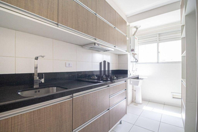 Apartamento com 2 Quartos para Alugar, 64 m² em Campo Comprido - Curitiba