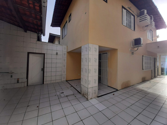 Imagem Casa com 3 Quartos à Venda, 240 m² em Calhau - São Luís Imagem Casa com 3 Quartos à Venda, 240 m² em Calhau - São Luís