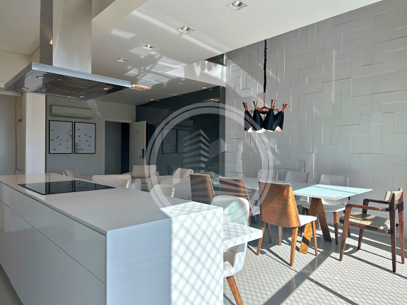 Imagem Apartamento com 4 Quartos à Venda, 240 m² em Centro - Balneário Camboriú Imagem Apartamento com 4 Quartos à Venda, 240 m² em Centro - Balneário Camboriú